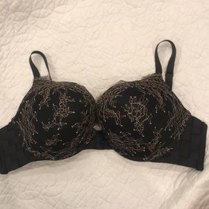 Victoria’s Secret Bombshell Black Lace Bra 34D